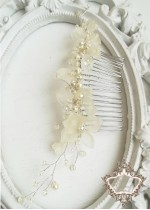 Красиво гребенче украса за сватбена прическа Ivory orchid by Rosie